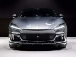 Grigio Gebraucht 2023 Ferrari Purosangue SUV | 628.320 €