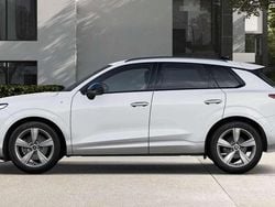 Arkonaweiß Neu 2025 Audi Q3 S-Line SUV | 50.619 € (Fairer Preis)