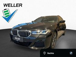 Black sapphire (schwarz) Gebraucht 2021 BMW 530 Shadowline Kombi | 36.990 € (Teuer)