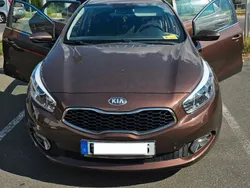Schwarz Gebraucht 2013 Kia Ceed Vision Limousine | 7.900 € (Fairer Preis)