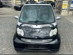 Schwarz Gebraucht 2007 Smart ForTwo Cabrio Cabrio | 2.300 €