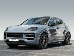 Grau Gebraucht 2024 Porsche Cayenne GTS SUV | 163.500 € (Superpreis)