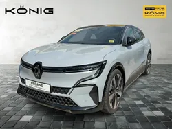 Grau Gebraucht 2023 Renault Mégane Techno Limousine | 32.699 € (Teuer)