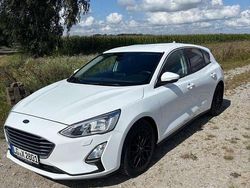 Weiß Gebraucht 2019 Ford Focus Titanium Kleinwagen | 13.499 € (Guter Preis)