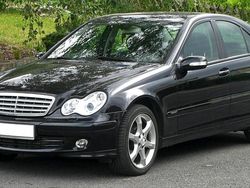 Schwarz Gebraucht 2005 Mercedes C180 Sport Edition Limousine | 5.550 € (Teuer)