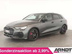 Grau Gebraucht 2024 Audi S3 Performance Limousine | 53.984 € (Guter Preis)
