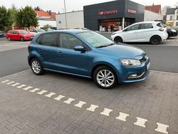 Blau Gebraucht 2015 VW Polo Limousine | 8.900 € (Teuer)