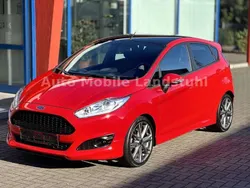 Rot Gebraucht 2016 Ford Fiesta ST-Line Kleinwagen | 9.999 € (Fairer Preis)