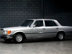 Silber Gebraucht 1977 Mercedes 450 Limousine | 68.900 €