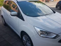 Weiß Gebraucht 2016 Ford Grand C-Max Cool & Connect Van / Kleinbus | 8.400 € (Fairer Preis)