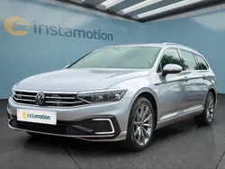 Silber Gebraucht 2023 VW Passat GTE Kombi | 32.749 € (Fairer Preis)