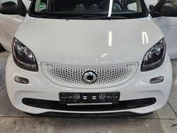 Schwarz Gebraucht 2016 Smart ForFour Passion Kleinwagen | 10.490 € (Fairer Preis)