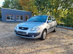 Grau Gebraucht 2009 Kia Rio 2 Limousine | 1.980 € (Guter Preis)