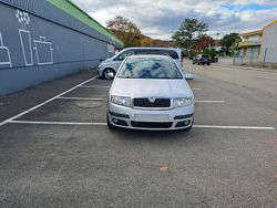 Silber Gebraucht 2006 Skoda Fabia Kleinwagen | 2.190 € (Fairer Preis)