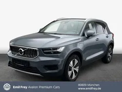 Grau Gebraucht 2022 Volvo XC40 Inscription SUV | 32.890 € (Fairer Preis)