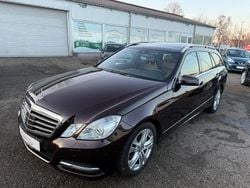 Braun Gebraucht 2011 Mercedes E250 Avantgarde Limousine | 9.990 € (Guter Preis)