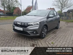 Grau (dolomitgrau) Neu 2025 Dacia Sandero Expression Kleinwagen | 16.790 € (Fairer Preis)