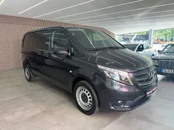 Grau Gebraucht 2019 Mercedes Vito Van / Kleinbus | 20.950 € (Superpreis)