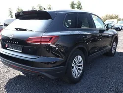 Deep black perleffekt deep black perleffekt Gebraucht 2019 VW Touareg SUV | 34.926 € (Superpreis)