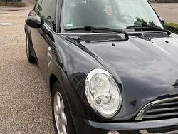 Schwarz Gebraucht 2006 Mini Cooper Coupé Seven Coupé | 3.200 € (Fairer Preis)