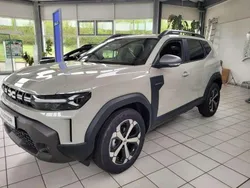 Sandsteinbeige Neu 2025 Dacia Duster Journey SUV | 24.990 € (Fairer Preis)