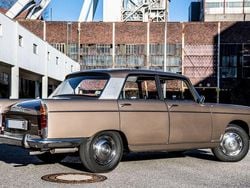 Beige Gebraucht 1966 Peugeot 404 Limousine | 17.000 €
