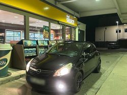 Schwarz Gebraucht 2010 Opel Corsa Kleinwagen | 2.900 €