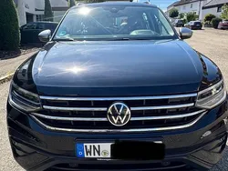 Schwarz Gebraucht 2023 VW Tiguan Allspace SUV | 30.000 € (Superpreis)