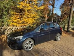 Blau Gebraucht 2018 BMW 218 Active Tourer Advantage Van / Kleinbus | 13.400 € (Guter Preis)
