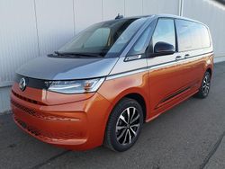 Deepblack / fortanarot metallic Neu 2025 VW T7 Edition Van | 75.670 €