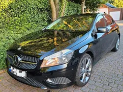 Schwarz Gebraucht 2014 Mercedes A180 Kleinwagen | 9.000 € (Fairer Preis)