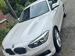 Weiß Gebraucht 2015 BMW 118 Sport Line Kleinwagen | 9.900 € (Fairer Preis)