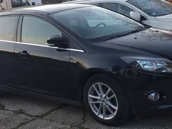 Schwarz Gebraucht 2012 Ford Focus Titanium Kombi | 4.375 € (Fairer Preis)
