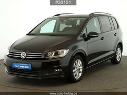 Deep black perleffekt Gebraucht 2018 VW Touran Van / Kleinbus | 17.990 € (Guter Preis)