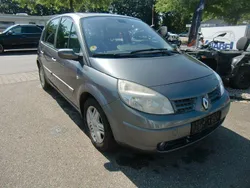Grau Gebraucht 2003 Renault Scénic Privilege Van / Kleinbus | 1.680 € (Guter Preis)