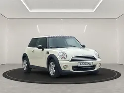 Weiß Gebraucht 2011 Mini Cooper Kleinwagen | 5.700 € (Guter Preis)