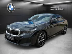 Schwarz Neu 2025 BMW 520 M Sport Limousine | 67.380 € (Fairer Preis)