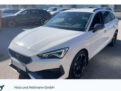 "candy" weiss Gebraucht 2023 Cupra Leon Kombi | 25.990 € (Fairer Preis)