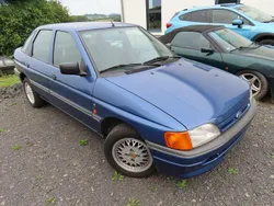 Blau Gebraucht 1991 Ford Escort Ghia Limousine | 1.000 €