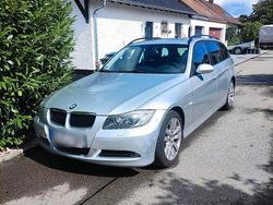 Grau Gebraucht 2008 BMW 318 Kombi | 3.299 € (Guter Preis)