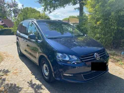 Blau Gebraucht 2011 VW Sharan Comfortline Van / Kleinbus | 7.990 € (Fairer Preis)