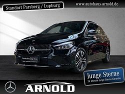 Schwarz (kosmosschwarz) Gebraucht 2024 Mercedes B200 Progressive Van / Kleinbus | 30.950 € (Fairer Preis)