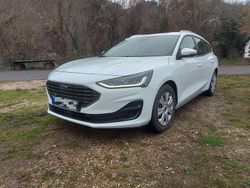 Weiß Gebraucht 2022 Ford Focus Titanium Kombi | 16.260 € (Fairer Preis)