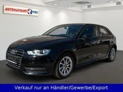 Schwarz Gebraucht 2015 Audi A3 Attraction Limousine | 8.299 € (Superpreis)