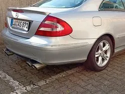 Silber Gebraucht 2002 Mercedes CLK240 Avantgarde Coupé | 2.499 €