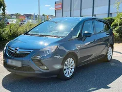 Blau Gebraucht 2015 Opel Zafira Van / Kleinbus | 8.000 € (Fairer Preis)