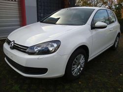 Weiß Gebraucht 2009 VW Golf VI Trendline Limousine | 5.980 € (Fairer Preis)