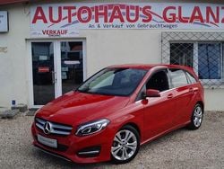 Rot Gebraucht 2019 Mercedes B200 Style Van / Kleinbus | 22.499 € (Fairer Preis)