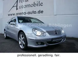 Iridiumsilber metalliclack Gebraucht 2005 Mercedes C180 Sport Edition Coupé | 8.990 €