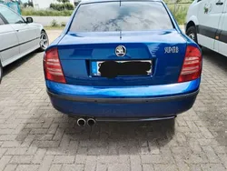 Blau Gebraucht 2004 Skoda Superb Limousine | 1.700 € (Fairer Preis)